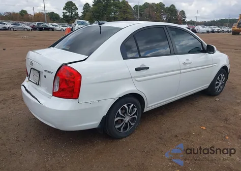 2011 Hyundai Accent Gls z USA, uszkodzony, nr VIN KMHCN4AC9BU604930